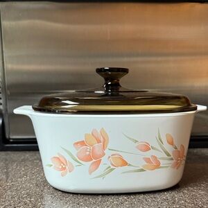 Floral Design Corningware Casserole Dish with Lid 3 liters